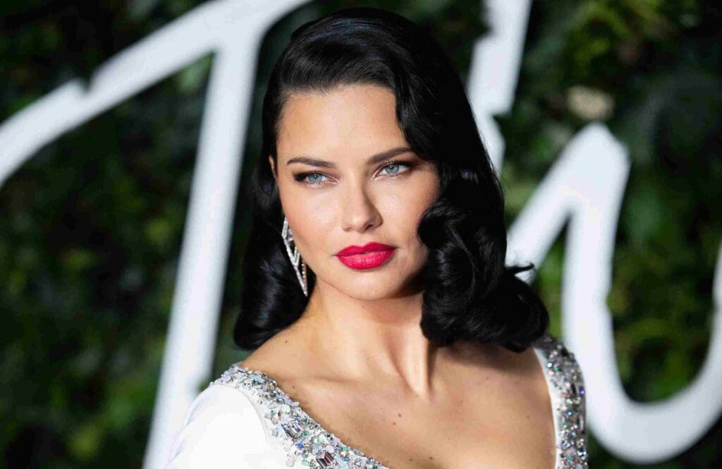 Top 10 Most Beautiful Girl In The World Adriana Lima